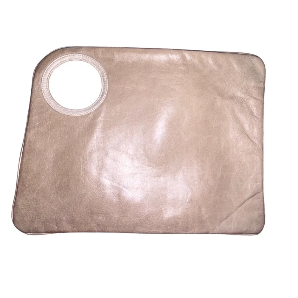 ARZA DESIGN Clutch Bag Tan Metallic Leather Ring Handle Zip Top Chic‎ Evening